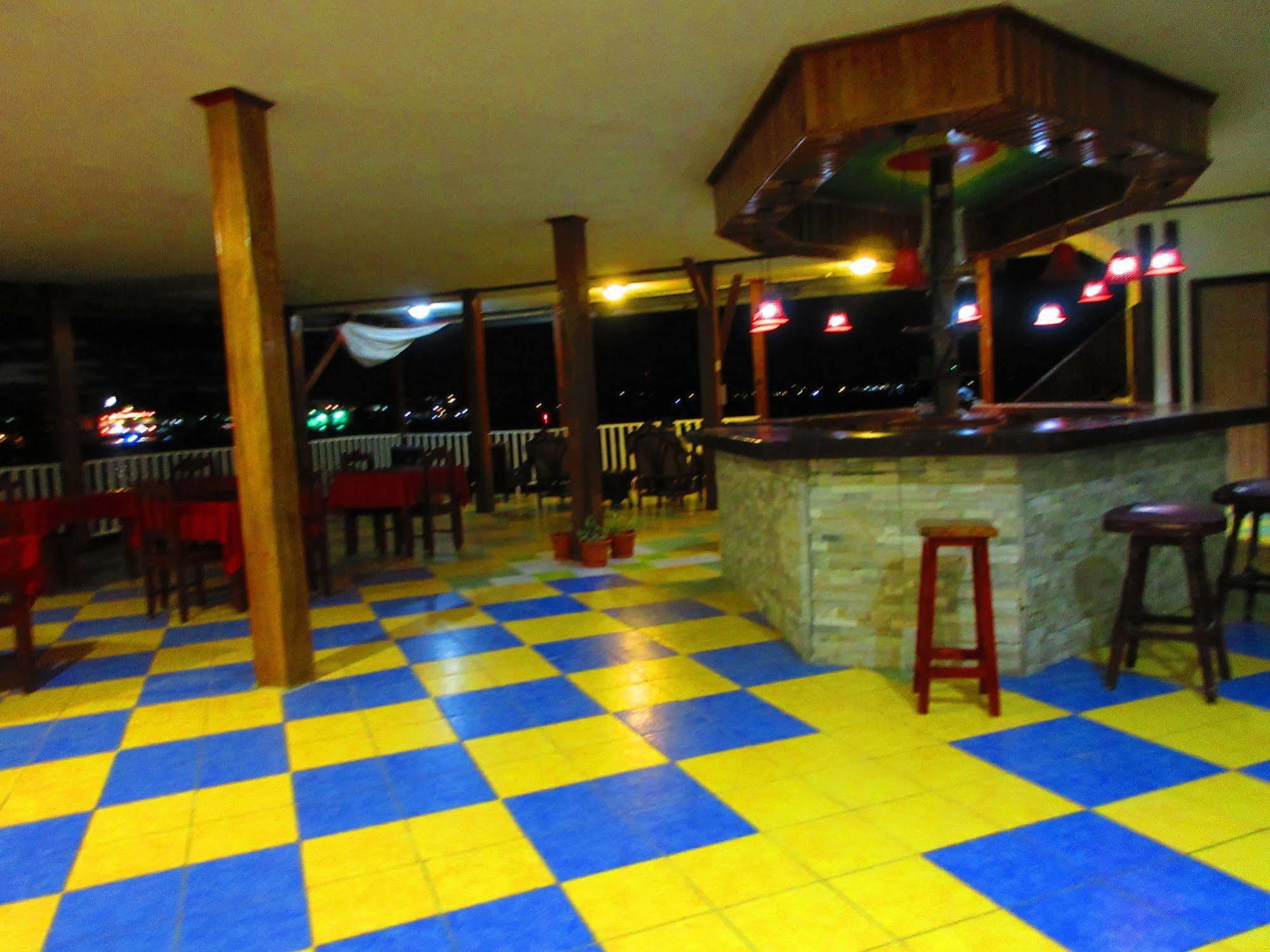 Los Balcones Over The Sea Hotel Bocas del Toro Bagian luar foto
