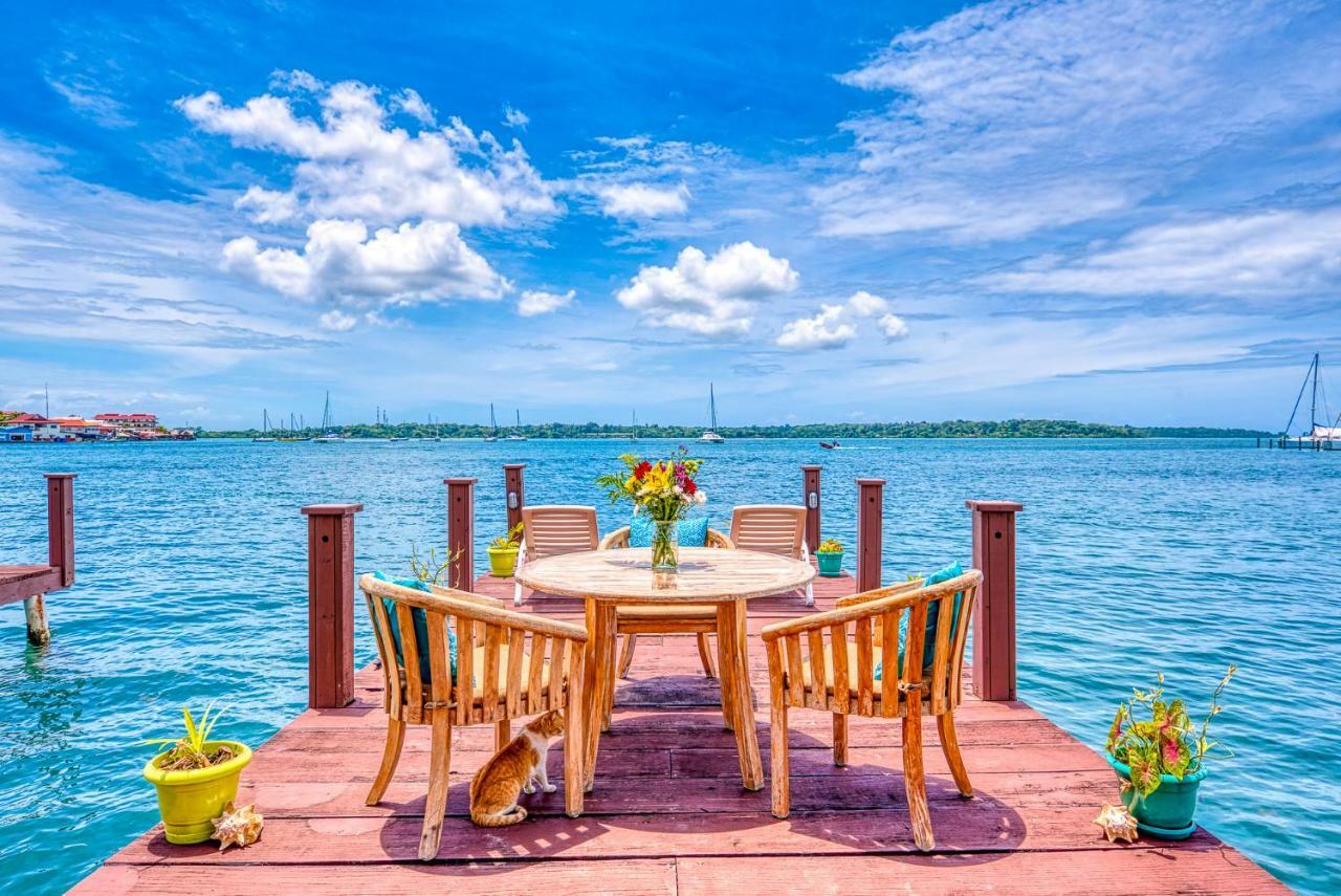 Los Balcones Over The Sea Hotel Bocas del Toro Bagian luar foto