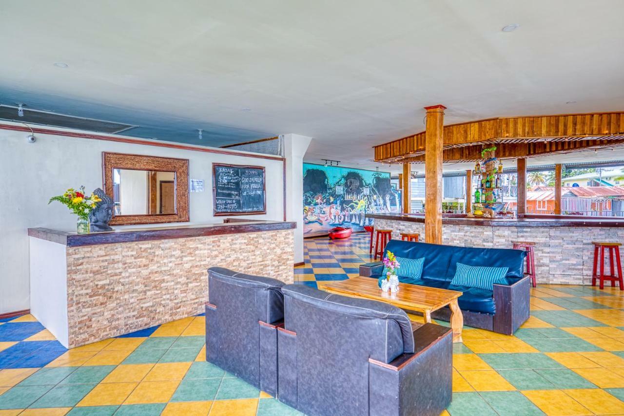 Los Balcones Over The Sea Hotel Bocas del Toro Bagian luar foto
